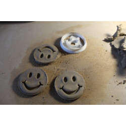 Wycinak do gliny / modeliny – uśmiechnięta buźka