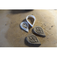 Wycinak do gliny / modeliny – łezka z motywem płomienia