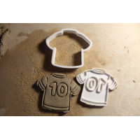 Wycinak + stempel do gliny / modeliny – koszulka piłkarska (7 × 7,5 cm)