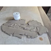 Mały Roller do Gliny i Modeliny – Skaczące Delfiny | 4 × 5,5 cm 🐬