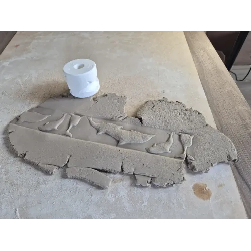 Mały Roller do Gliny i Modeliny – Skaczące Delfiny | 4 × 5,5 cm 🐬