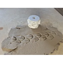 Mały Roller do Gliny i Modeliny – Kacze Ślady | 4 × 5,5 cm 🦆