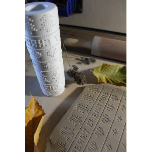 Wałek do gliny z teksturą – wzór świąteczny 3