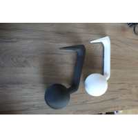 Wieszak na kask – mocny, minimalistyczny