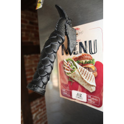 Ozdobny magnes – Smoczy topór (18 x 11 cm)