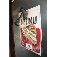 Ozdobny magnes – Bojowy topór (wzór 1) | 9 x 5 cm