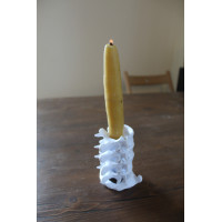 Świecznik stylizowany na kręgosłup mały – mroczny akcent do wyjątkowych wnętrz